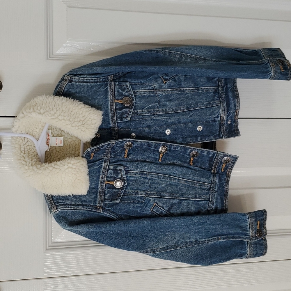 Cat and Jack Jean jacket size XS 4/5